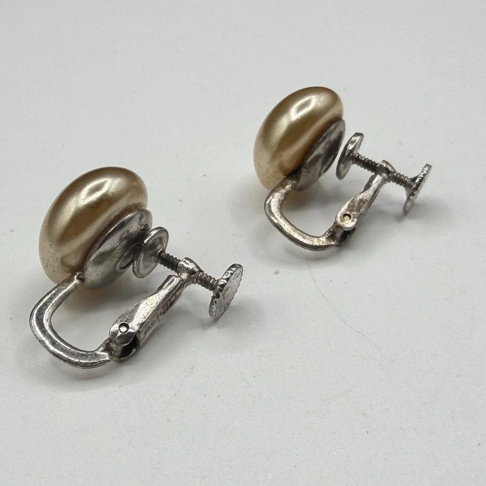 Faux Pearl Screw Back Earrings Champagne Cream Silver Tone Classic Costume Pair
